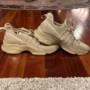 Mad love target sneaker. Dup of SM. Size 9. Great used condition.